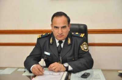 El comisario inspector Lazarte es el nuevo jefe de la Departamental Azul