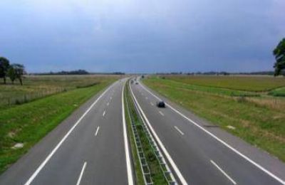 Provincia quiere crear m�s autopistas