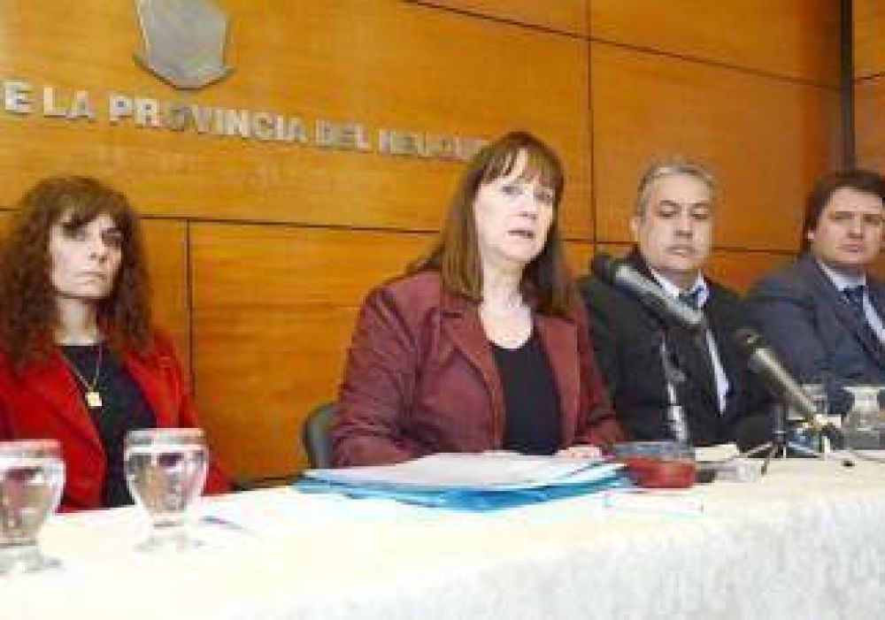 El 80% de llamadas al 0800 fue por ausencia de docentes y porteros 