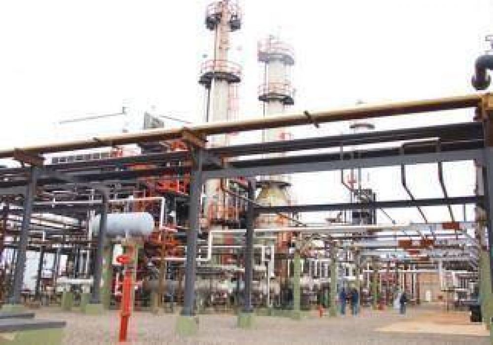 Renesa comenz� a producir naftas 
