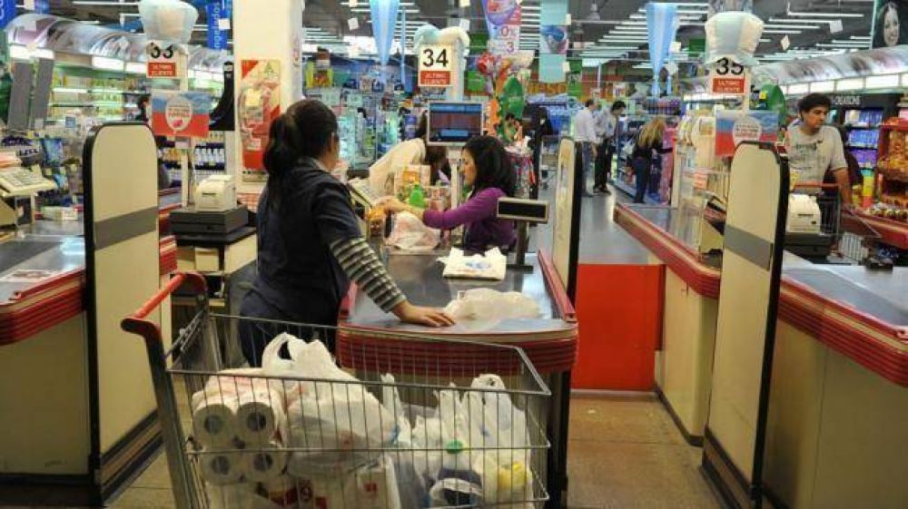 El mi�rcoles 26 no abrir�n los h�per ni supermercados