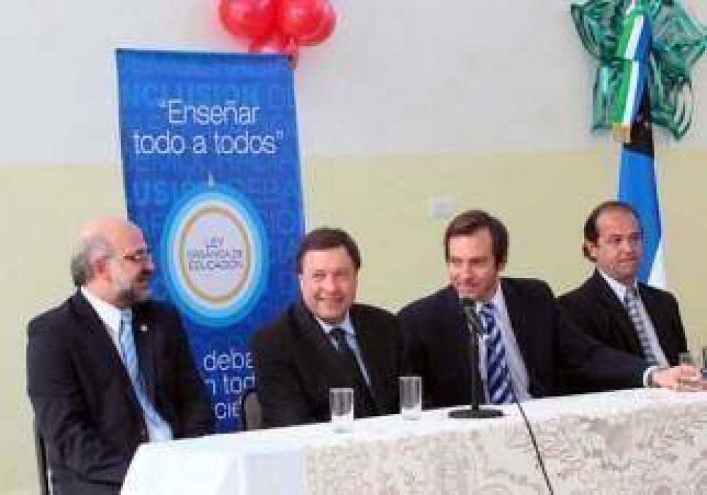Desdoblar�n el Ministerio de Producci�n 