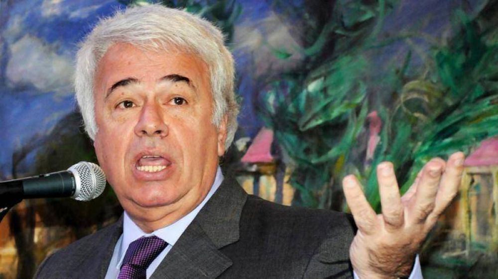 De la Sota: A la gente le preocupa que la papa est� a $8, no la re-reelecci�n