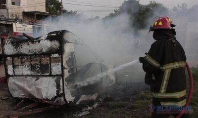 Con algunos incidentes termin� el traslado de las familias del Arazaty