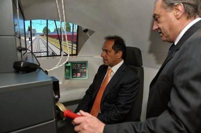 Daniel Scioli inaugur� un novedoso simulador de conducci�n ferroviaria