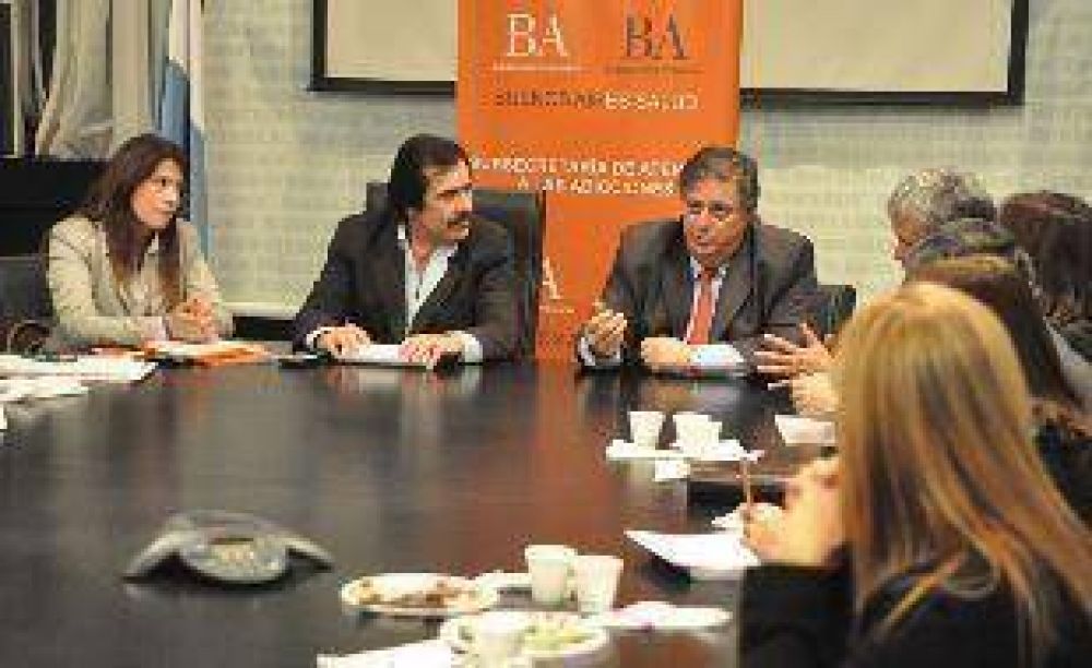 Provincia comienza a facturar a obras sociales la atenci�n de adictos