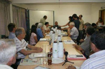 Sesi�n por el precio de la yerba, con nuevo cuarto intermedio hasta el pr�ximo martes