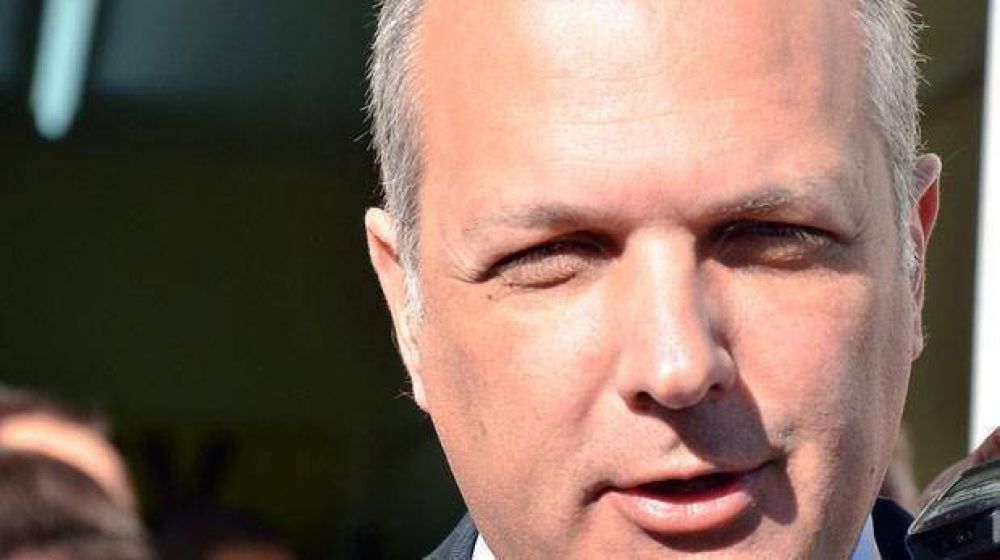 Buzzi: �el PJ estaba a punto de convertirse en una ONG�