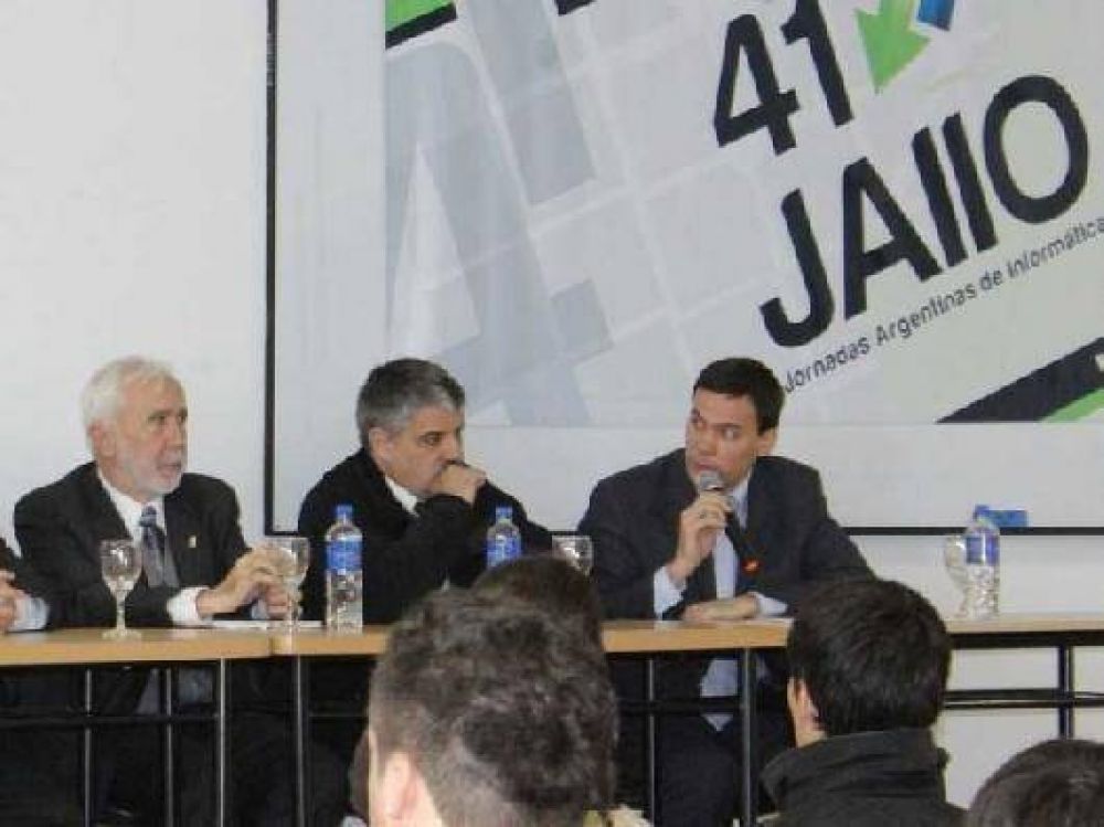 Realizaron el Primer Encuentro Regional de Residuos Electr�nicos