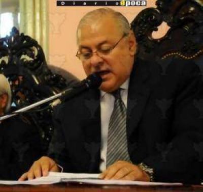 Arturo Colombi lanzar�a su campa�a por la reelecci�n el primer d�a de abril.