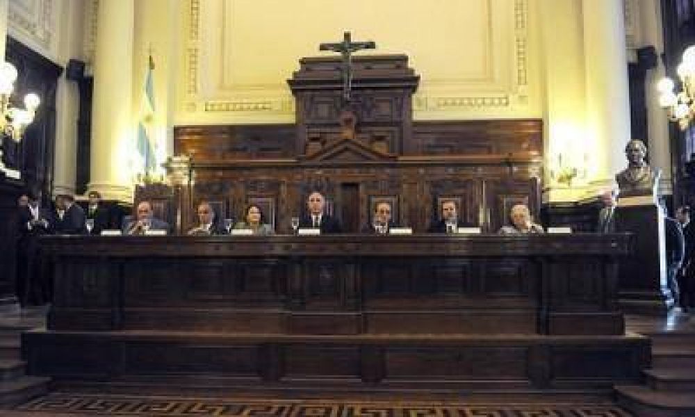 Apuran a P�rez en Diputados con el protocolo del aborto no punible