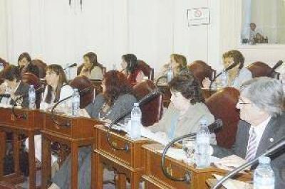 Diputados locales aprobaron diversos despachos en sesi�n
