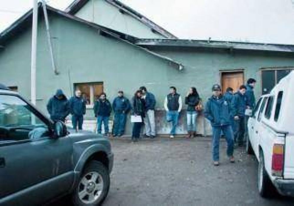 No se resuelve el conflicto municipal en La Angostura 