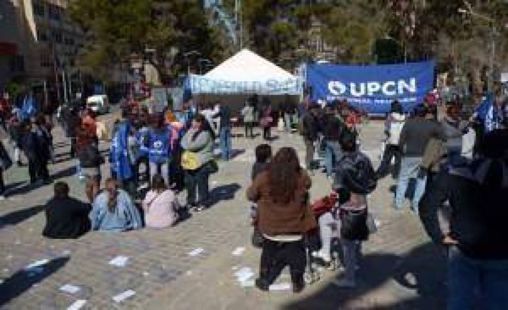 UPCN acampa en el centro de Neuqu�n