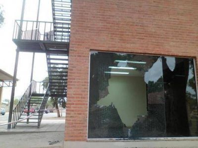 Hombre armado amenaz� a m�dicos de la Maternidad y denuncia mala praxis