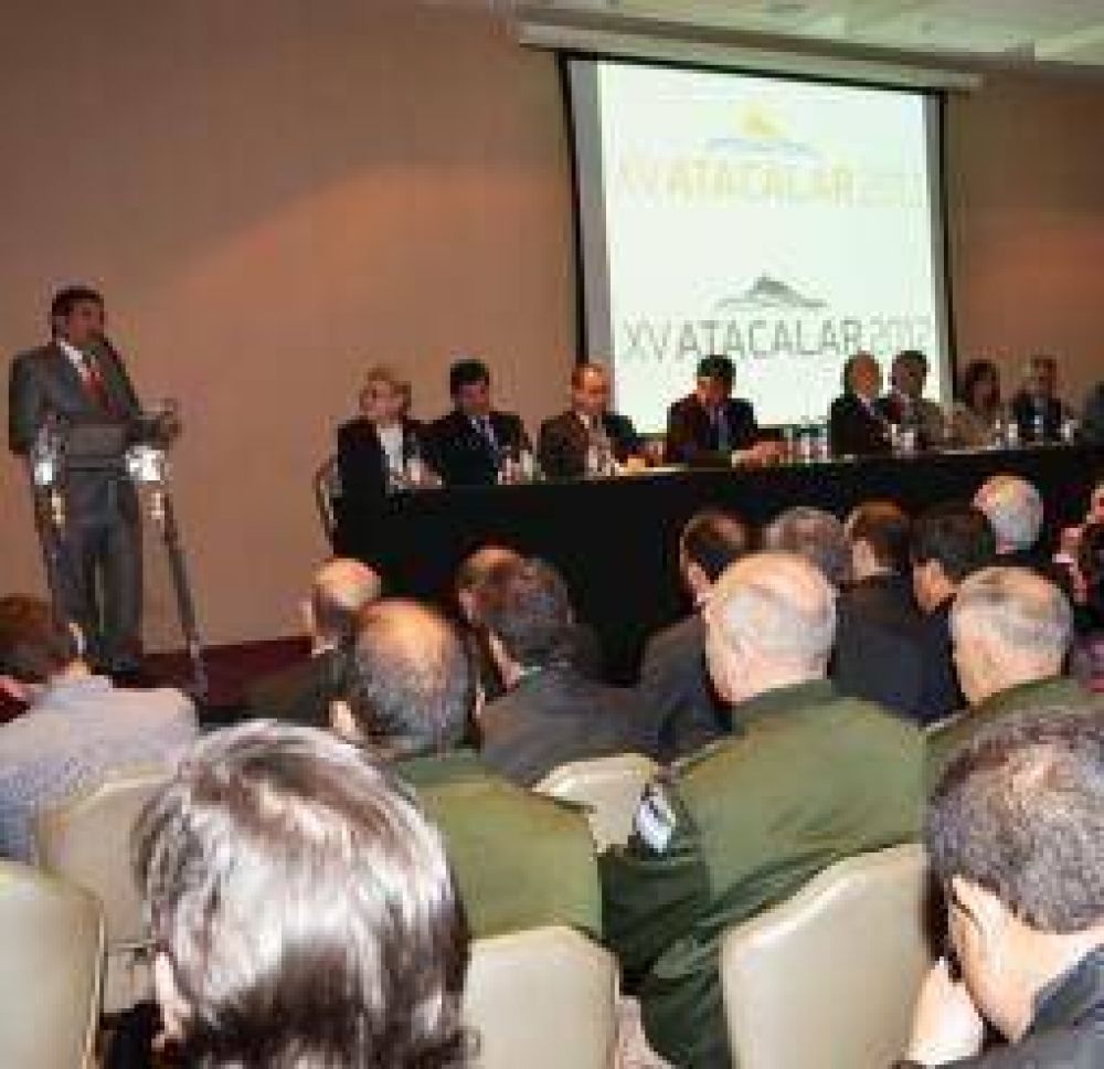 El gobierno reafirma su pol�tica minera y pone a Chile como ejemplo