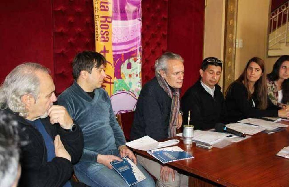 Casiopea con "Mil a�os de paz" cerrar� el Festival 