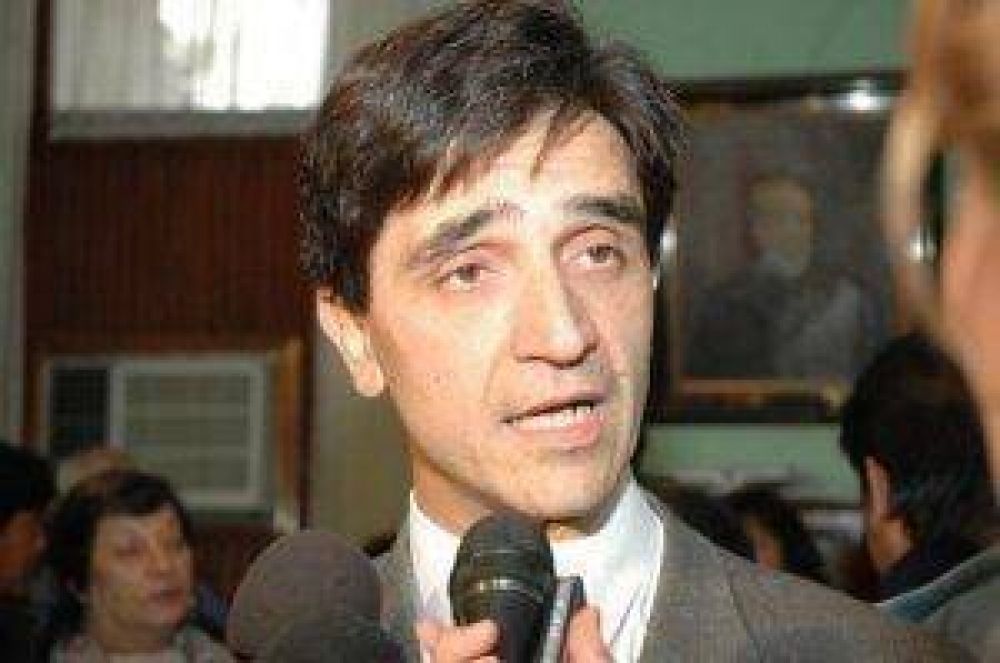 "Los chicos de Alberdi pueden volver tranquilos a la escuela" 	