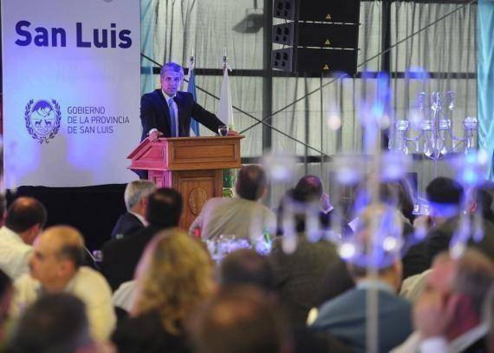 Poggi almorz� con industriales de San Luis y los inst� a respaldar los planes de progreso que impulsa el Estado