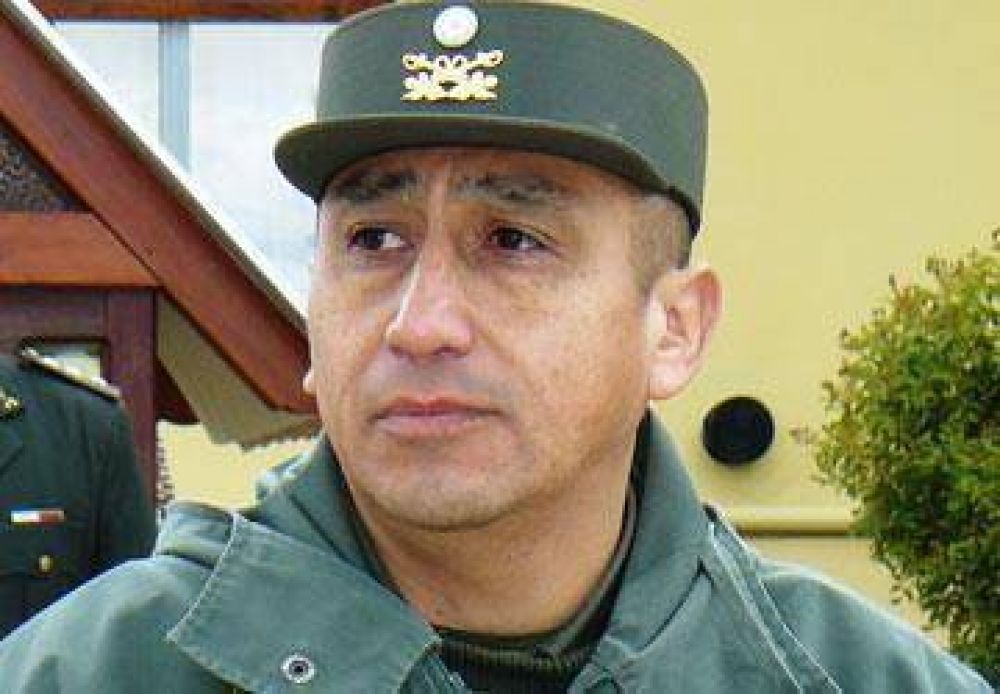 Jefe de Gendarmer�a herido por un joven en El Calafate