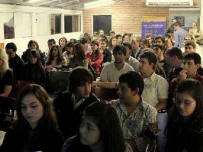 M�s de mil cooperativistas se reunen para fortalecer el sector