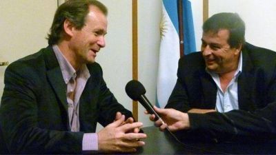 Un intendente oficialista y uno bustista juntos en Col�n