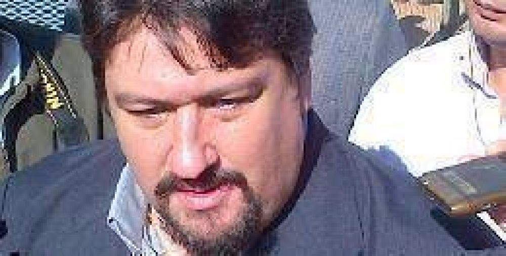 Maurice Closs se quej� de una empresa de telefon�a celular