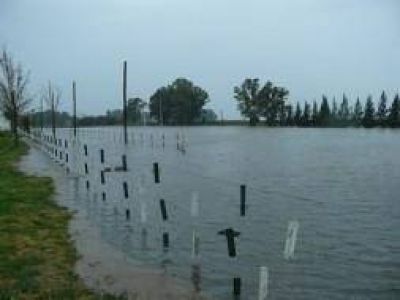 Inundaciones: Evacuados y complicaciones en Saladillo