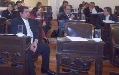 Designan jueces y fiscales para los departamentos Chamical y Chilecito