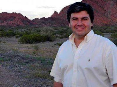 AMADO PIDE INFORMES POR LAS EMPRESAS ESTATALES