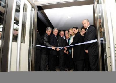 El Gobernador asisti� al acto de inauguraci�n de la nueva sede de UTHGRA San Luis