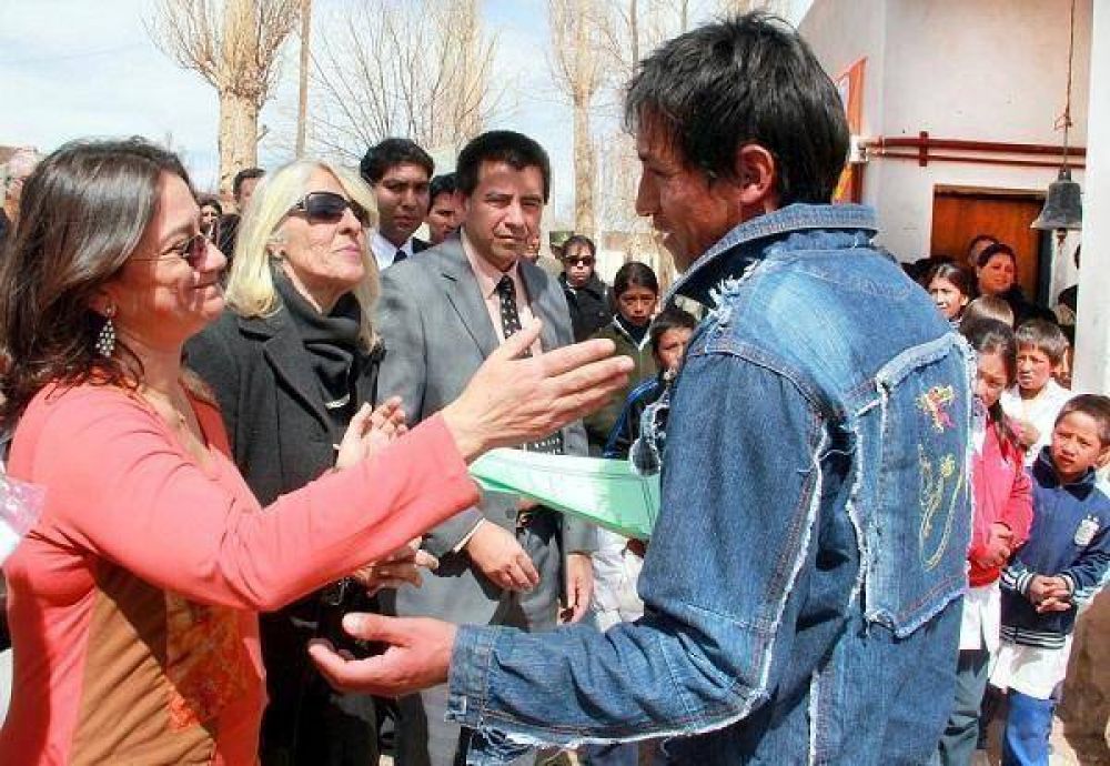 Saneamiento de t�tulos en Antofagasta de la Sierra