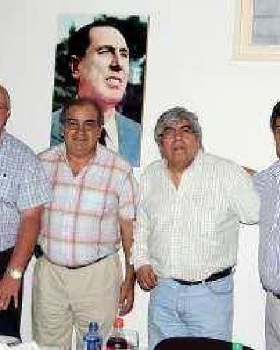 Tras a�os de no venir, preparan visita de Moyano
