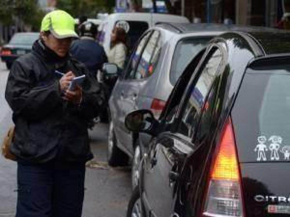 La multa por remoci�n de los veh�culos ser� de 500 pesos