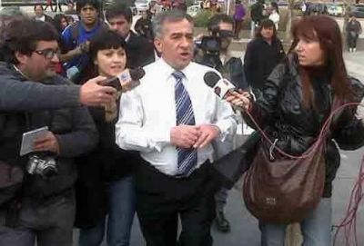 Cariglino denunciar� a Mariotto en la Justicia