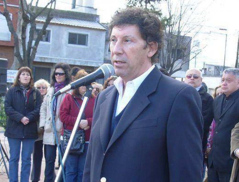 Gustavo Posse: �El voto joven es una medida electoralista�