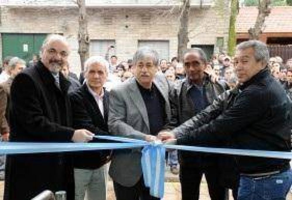 Carapachay: Tomada inaugur� un Centro de Capacitaci�n de la UOM