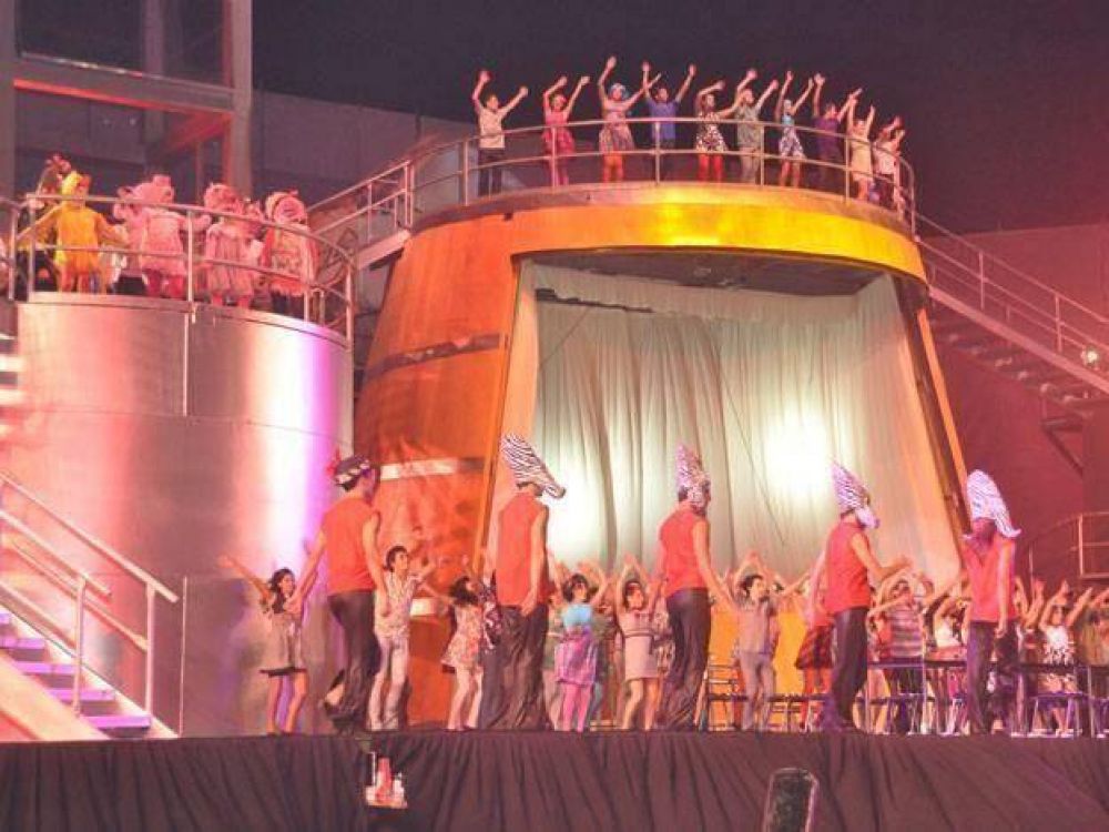 Los senadores declararon de inter�s nacional a la Fiesta del Sol 2013 