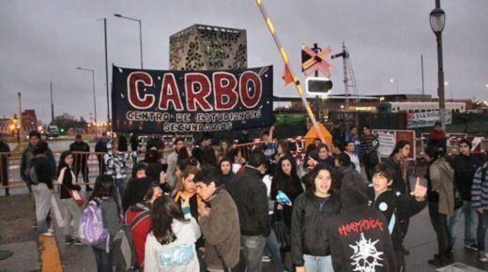 Grahovac dar� el 19 de setiembre respuestas por las obras del Carb�