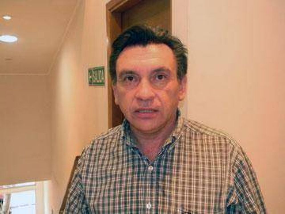Hugo Garay apoya el endeudamiento