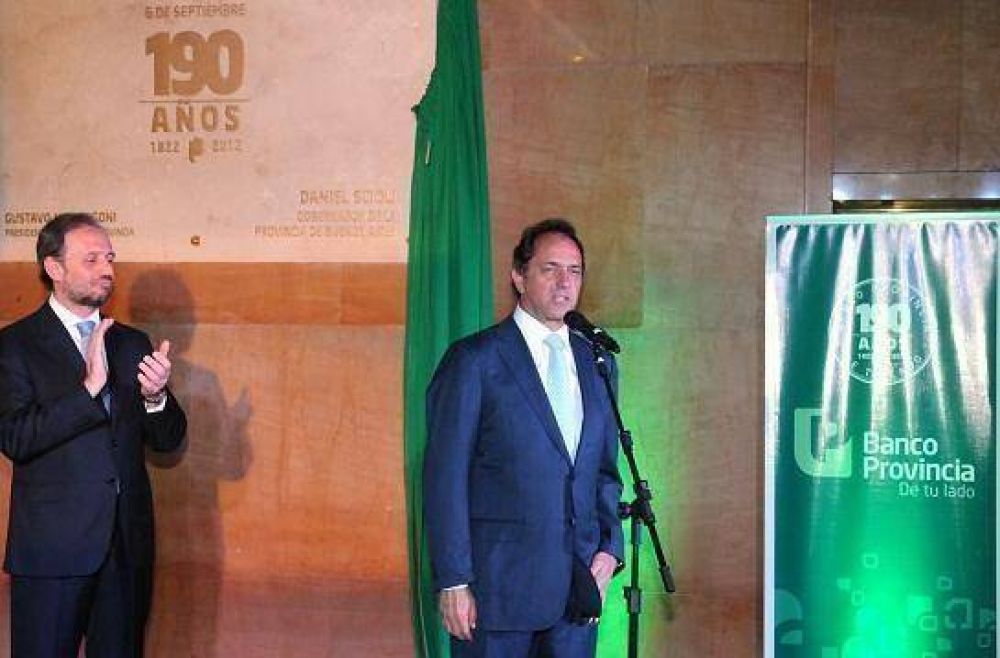 Scioli: "El Banco Provincia cumpli� a�os de experiencia y modernidad"
