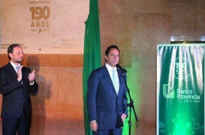 Scioli: "El Banco Provincia cumpli� a�os de experiencia y modernidad"