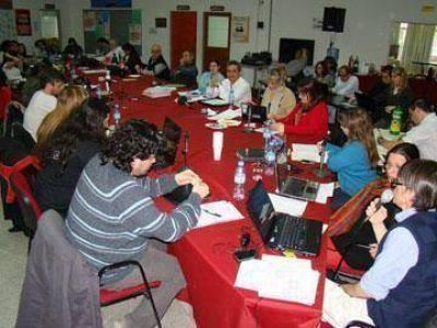 El consejo superior de la UNPA aprob� el postgrado de AUSA