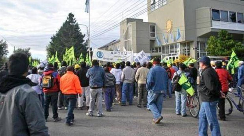 Empr�stito: Peralta prepara movidas sindicales para presionar a diputados