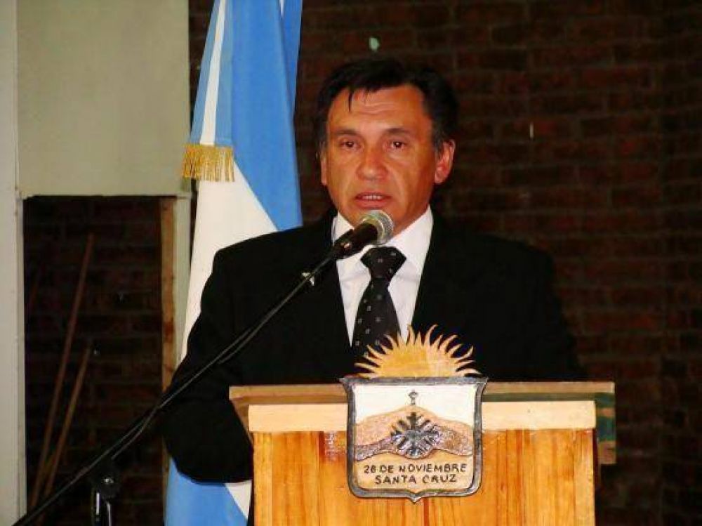 Garay solicit� la renuncia de todo su gabinete