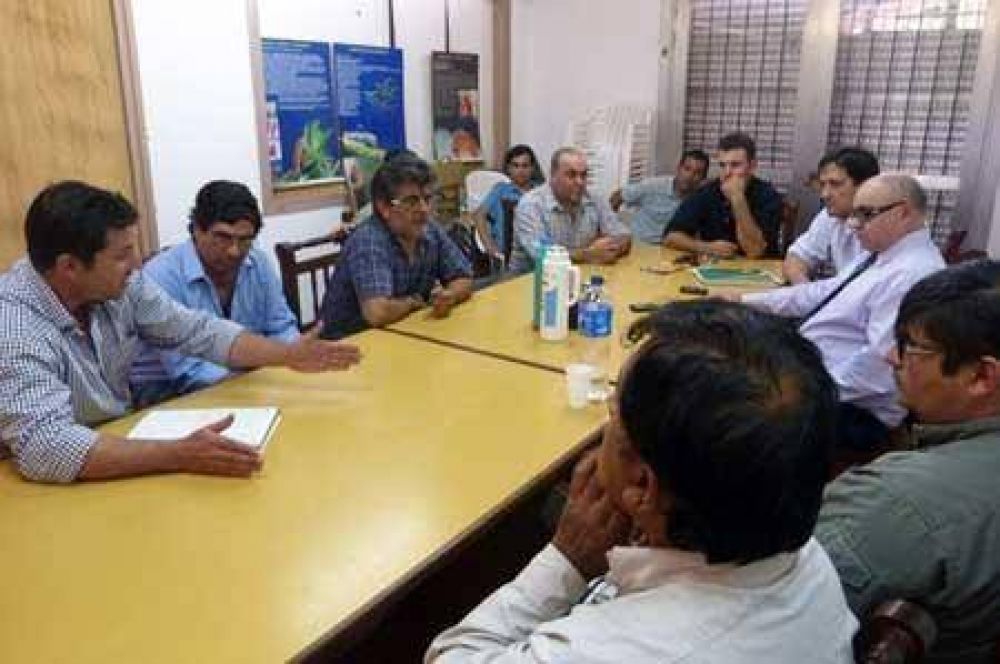 Planificaci�n y Ambiente se reuni� con agr�nomos y aeroaplicadores