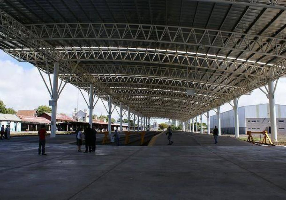 Instalar�n el cartel �Mar�a Eva Duarte de Per�n� a la Estaci�n Ferroautomotora