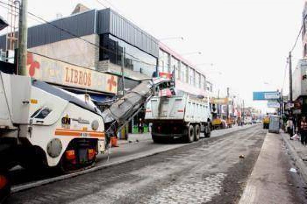 Obras de repavimentaci�n en el centro de San Justo