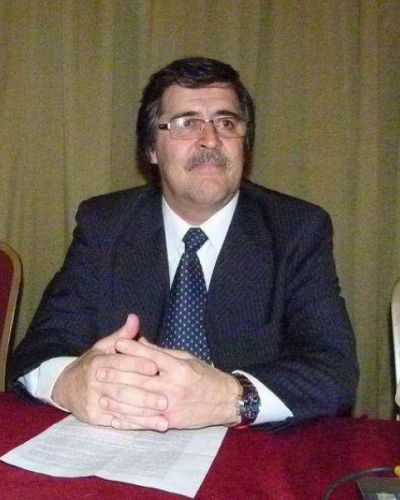 Vaz Torres quiere debatir con Camau