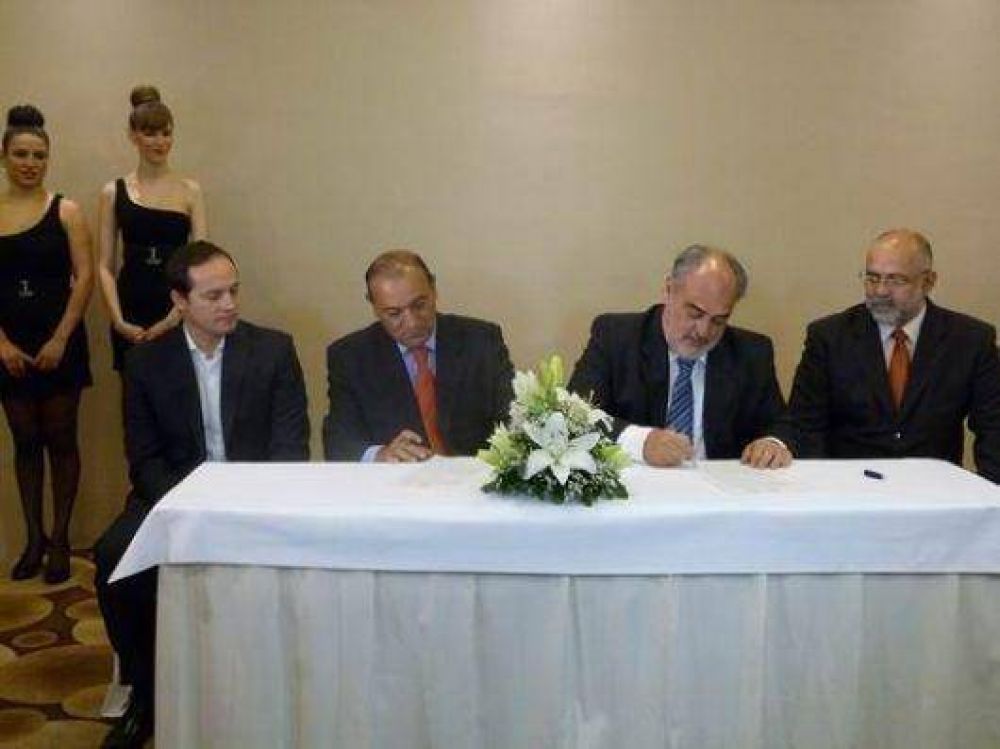 Por la inversi�n privada el turismo tiene m�s servicios